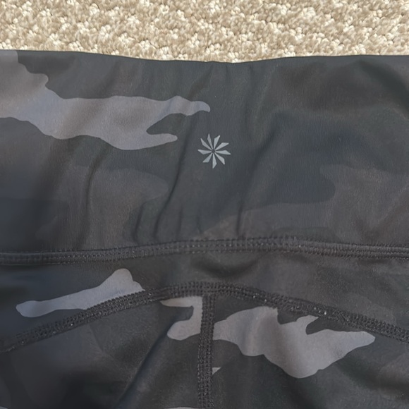 Athleta size Medium camo leggings - Picture 3 of 3